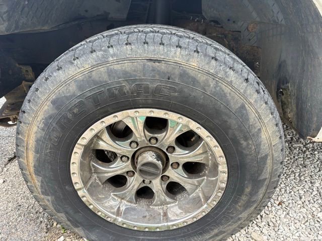 Used 2002 Ford F250 XLT image 9