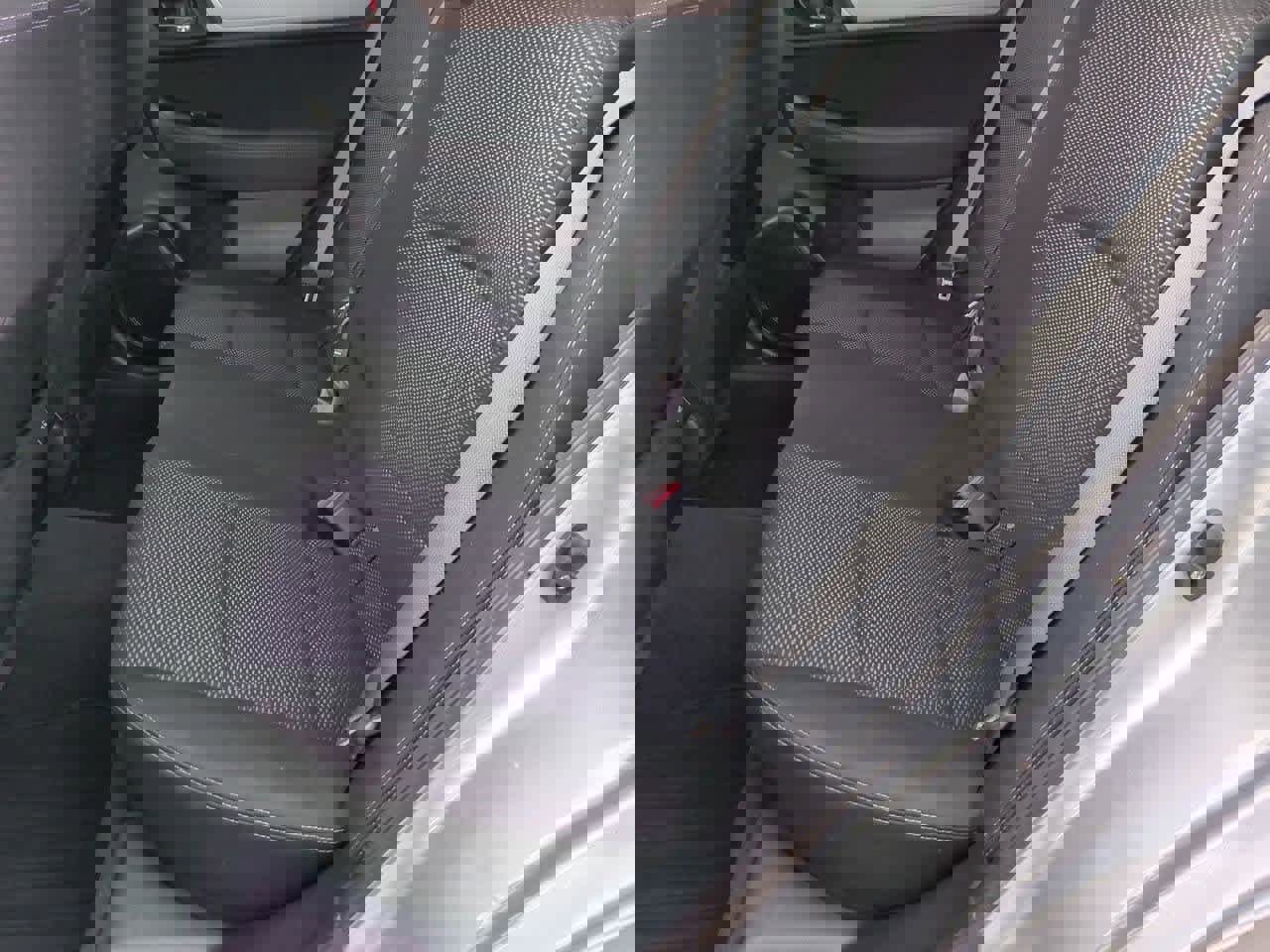 Used 2018 Subaru Outback 2.5i Premium image 18