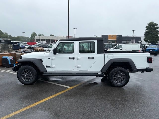 New 2026 Jeep Gladiator Sport AWD/4WD image 4