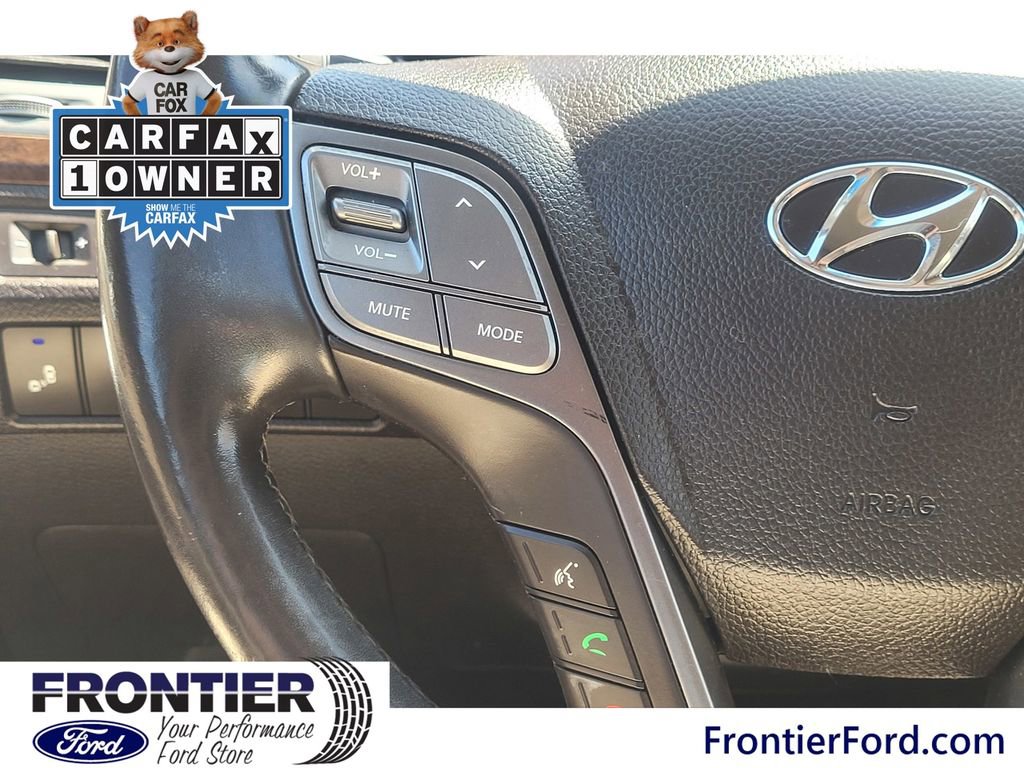 Used 2017 Hyundai Santa Fe SE image 18