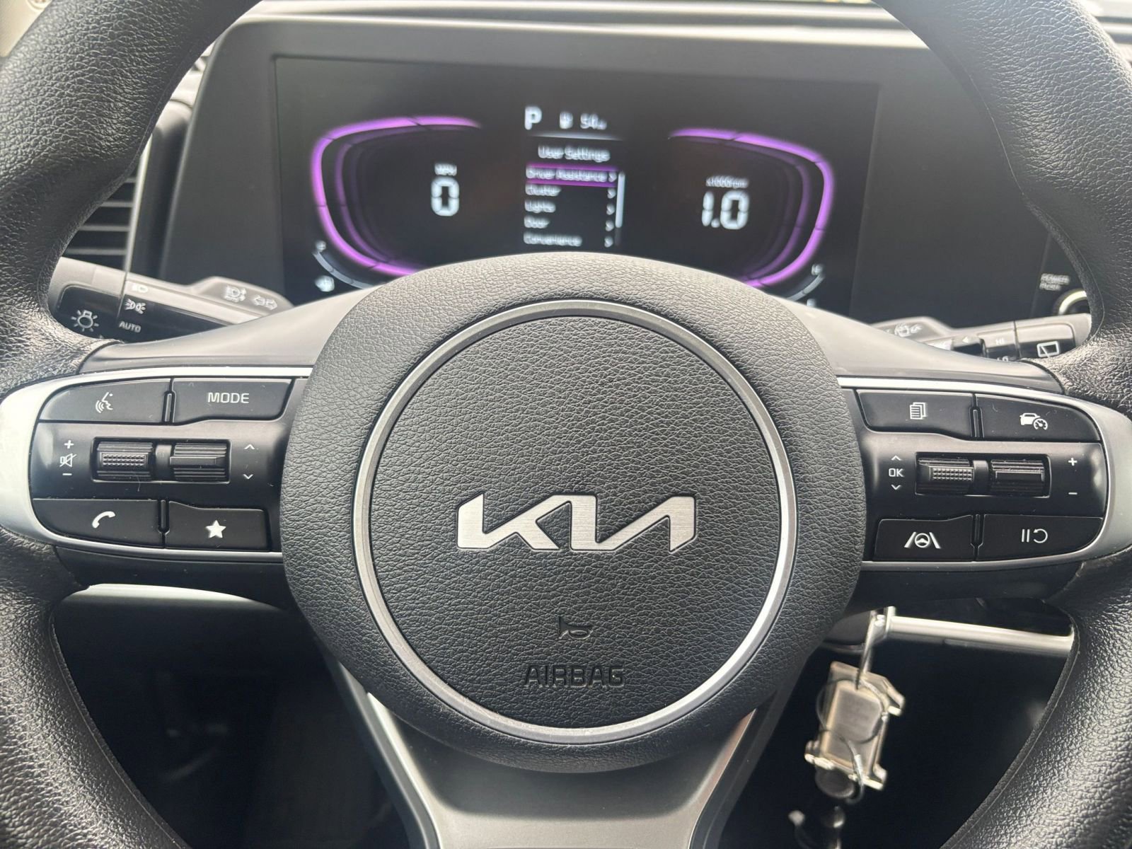 Used 2025 Kia Sportage LX FWD image 27