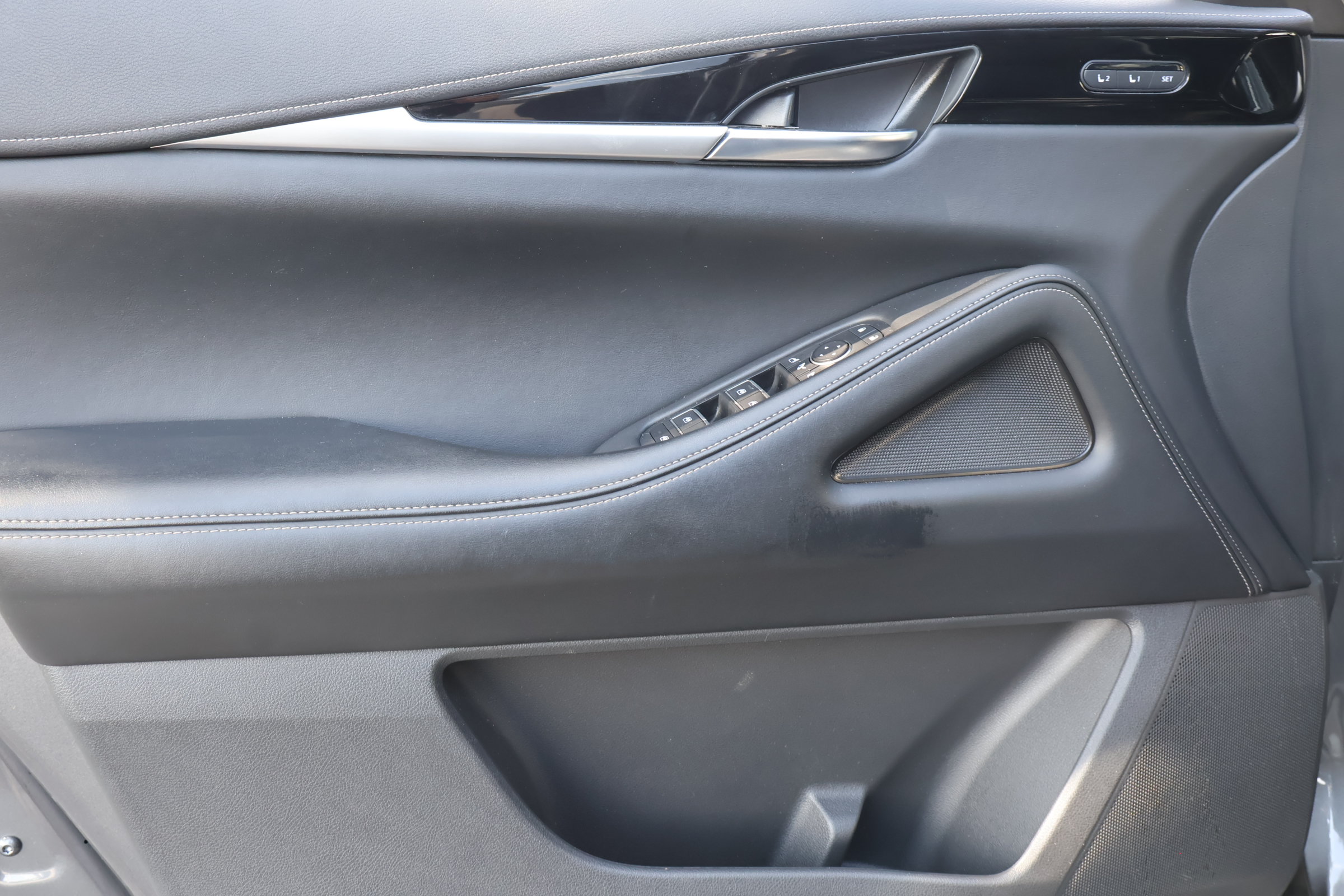 Certified 2025 INFINITI QX60 Pure FWD image 15
