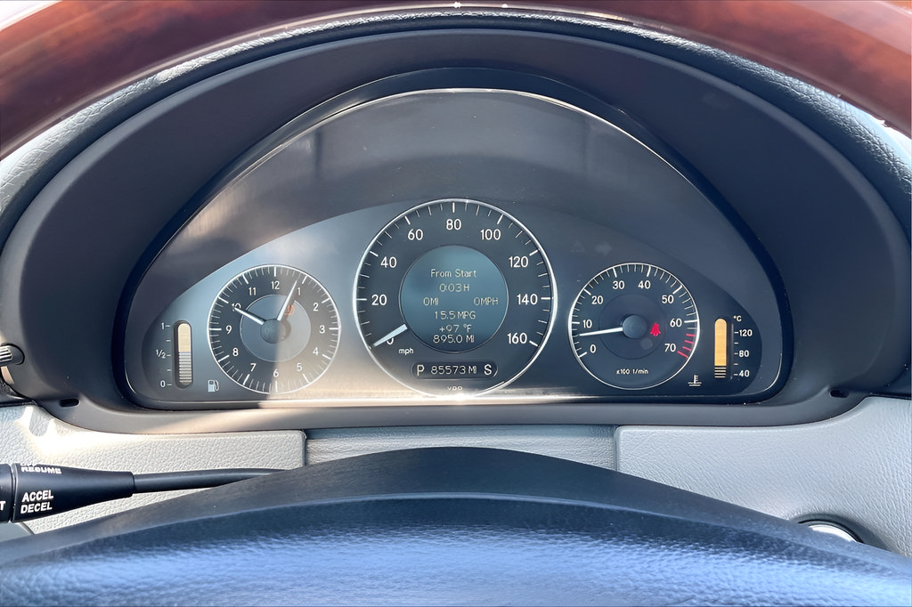 Used 2009 Mercedes-Benz CLK 550 Cabriolet image 10