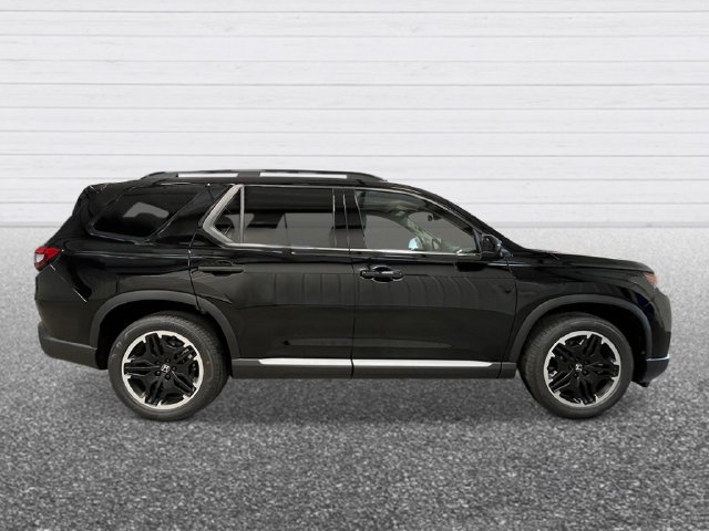 New 2026 Honda Pilot Touring image 8