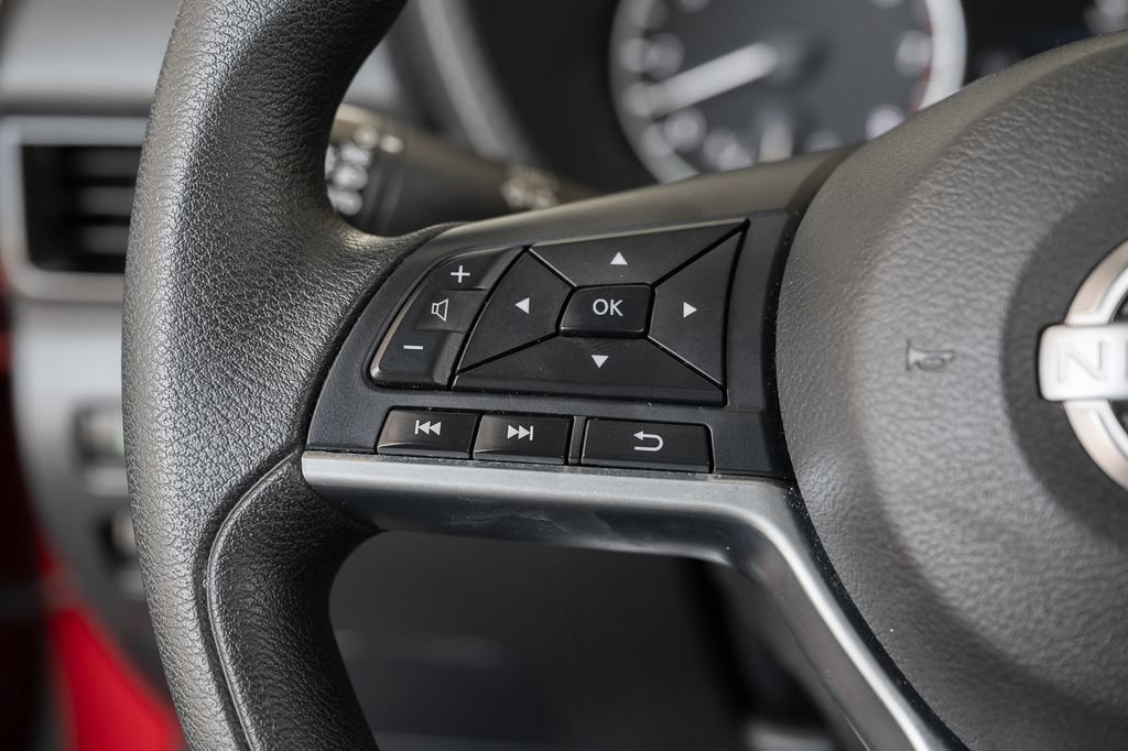 Used 2024 Nissan Sentra SV FWD image 23