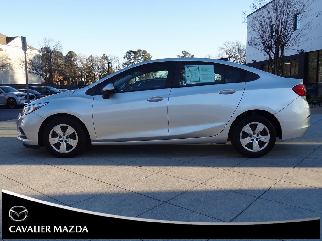 Used 2018 Chevrolet Cruze LS image 6