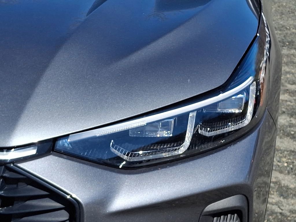 Used 2025 Ford Escape Platinum w/ Premium Technology Package image 9