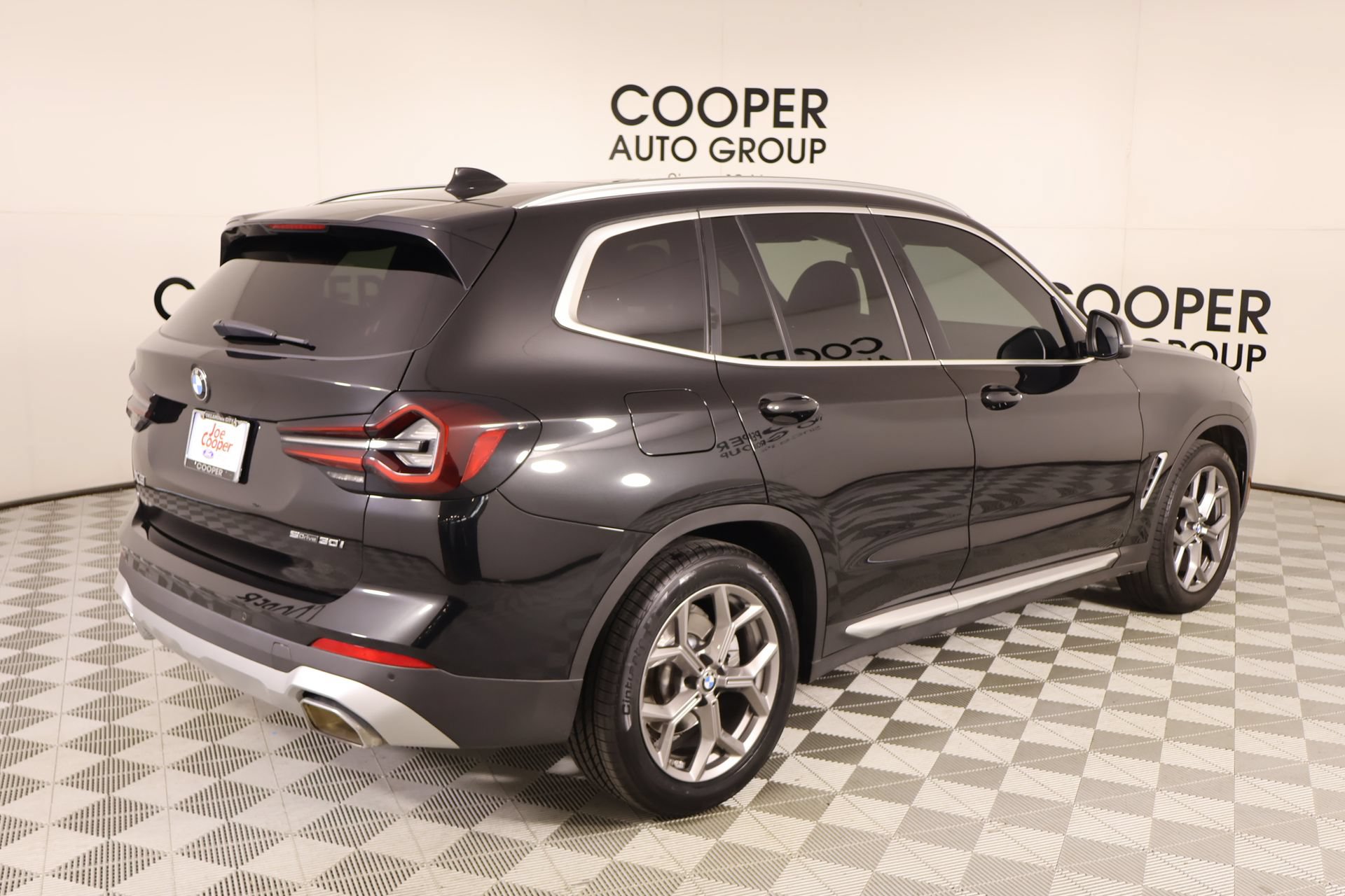 Used 2024 BMW X3 sDrive30i w/ Convenience Package RWD image 22