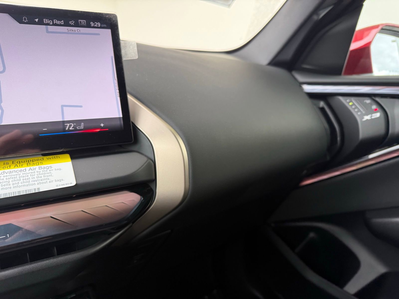 Used 2025 BMW X3 xDrive30i w/ Premium Package image 17