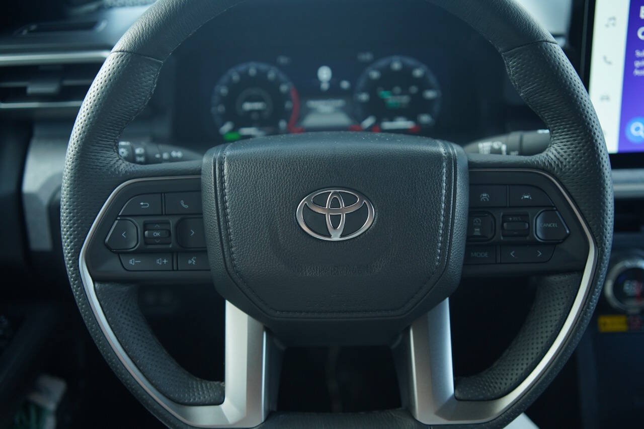 Used 2024 Toyota Tacoma 4x4 Double Cab Hybrid image 56