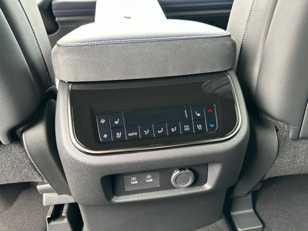 New 2027 INFINITI QX80 Sensory w/ Sport Exterior Package AWD/4WD image 35
