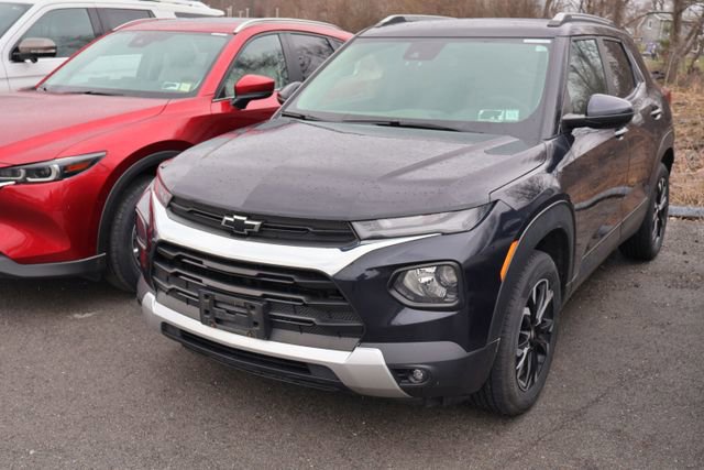 Used 2021 Chevrolet TrailBlazer LT w/ Convenience Package AWD/4WD image 1