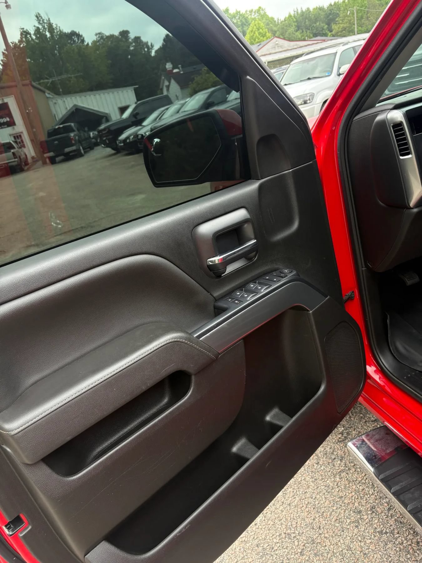 Used 2018 Chevrolet Silverado 1500 LT w/ All Star Edition AWD/4WD image 35