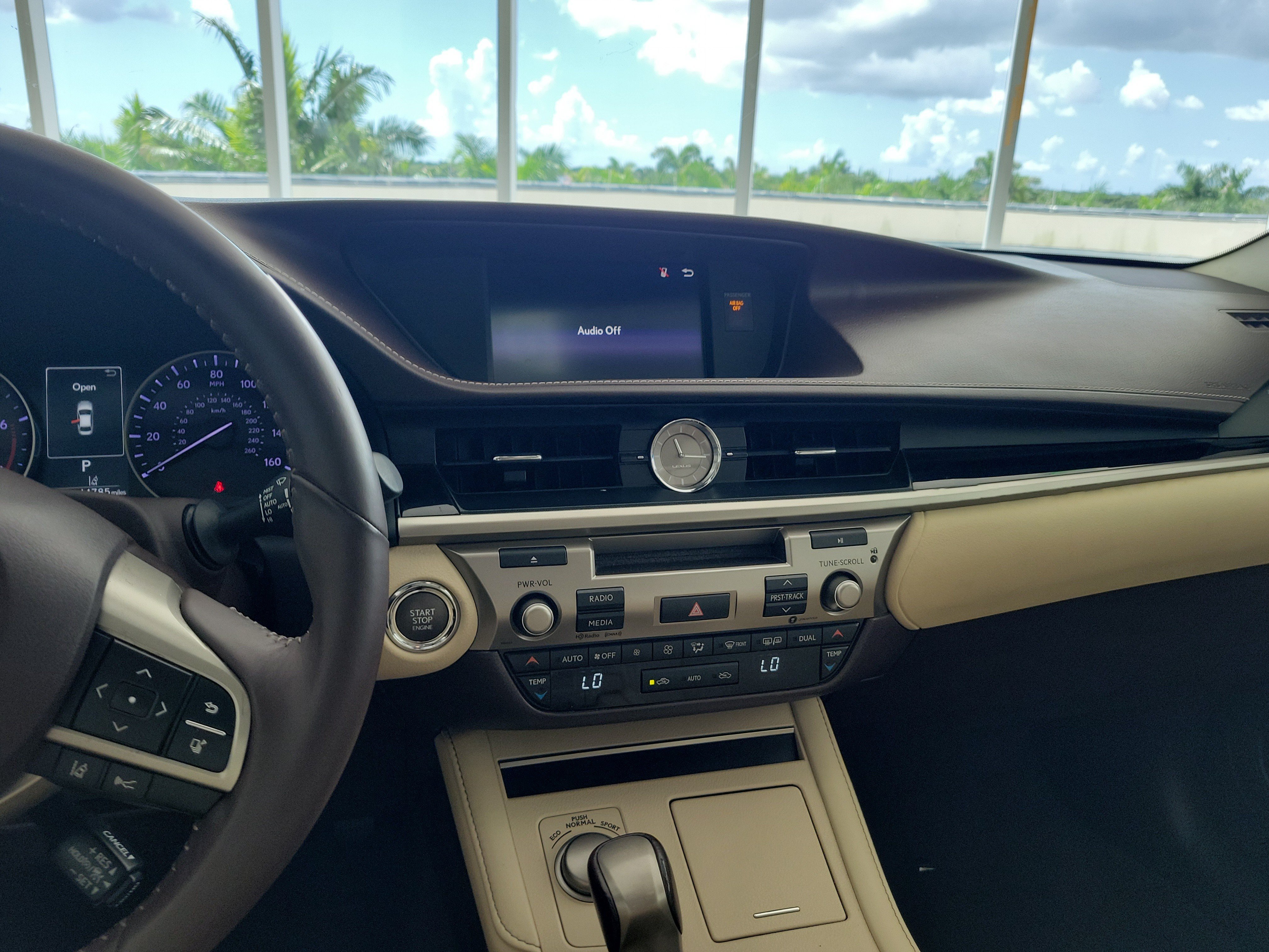 Used 2018 Lexus ES 350 w/ Accessory Package 2 FWD image 17