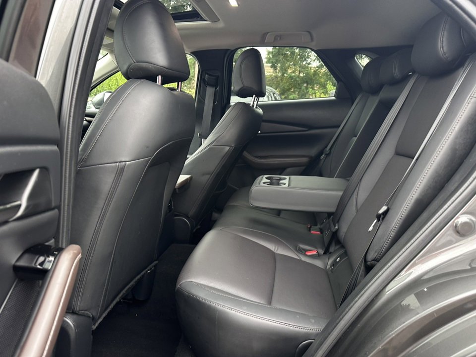 Used 2022 MAZDA CX-30 AWD 2.5 S w/ Premium Package image 17