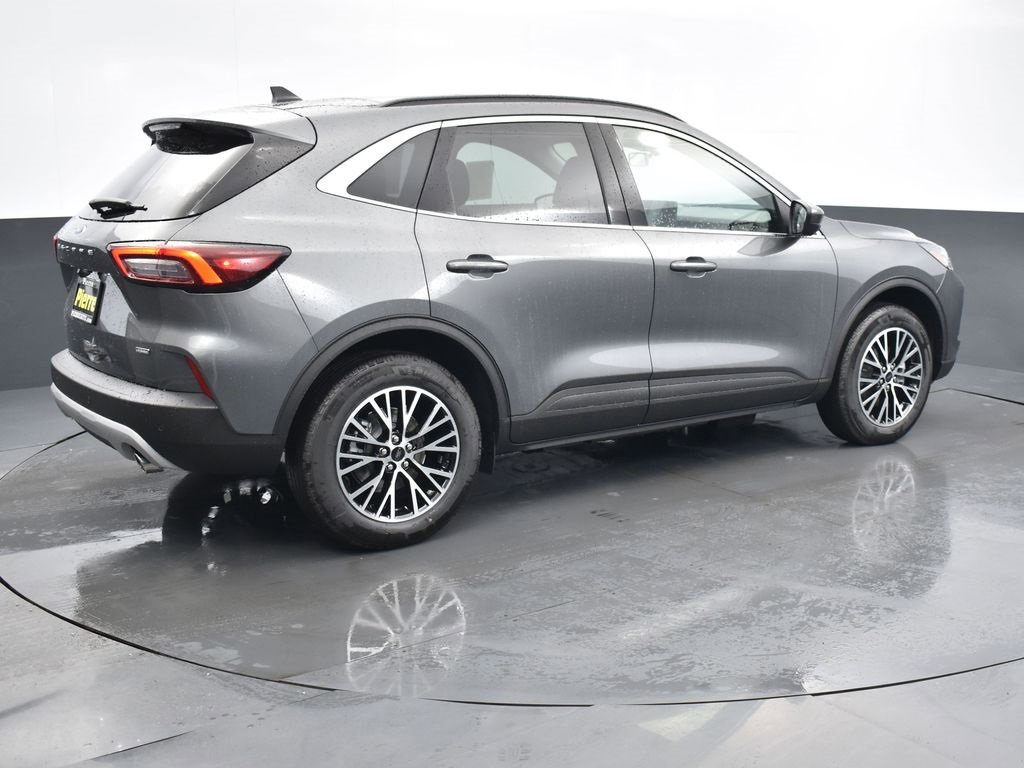 New 2025 Ford Escape SE w/ PHEV Premium Package image 4
