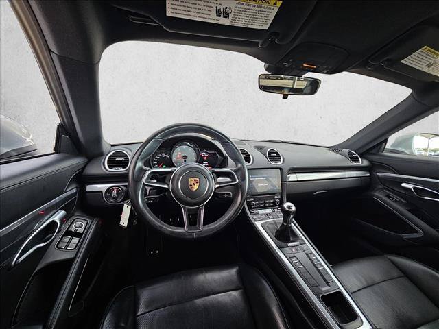 Used 2019 Porsche 718 Cayman S RWD image 15