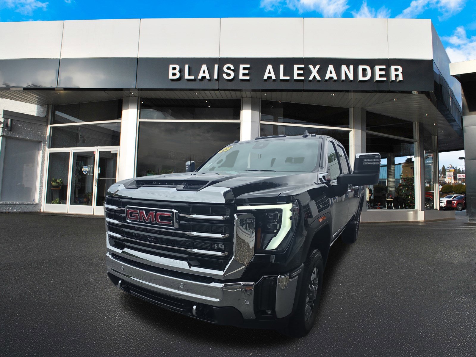 New 2025 GMC Sierra 2500 SLT w/ SLT Convenience Package AWD/4WD image 8