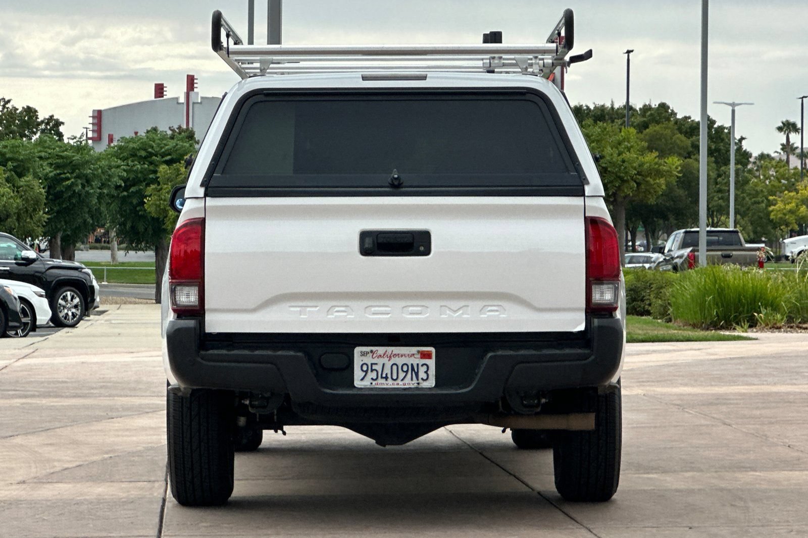 Certified 2022 Toyota Tacoma SR RWD image 6