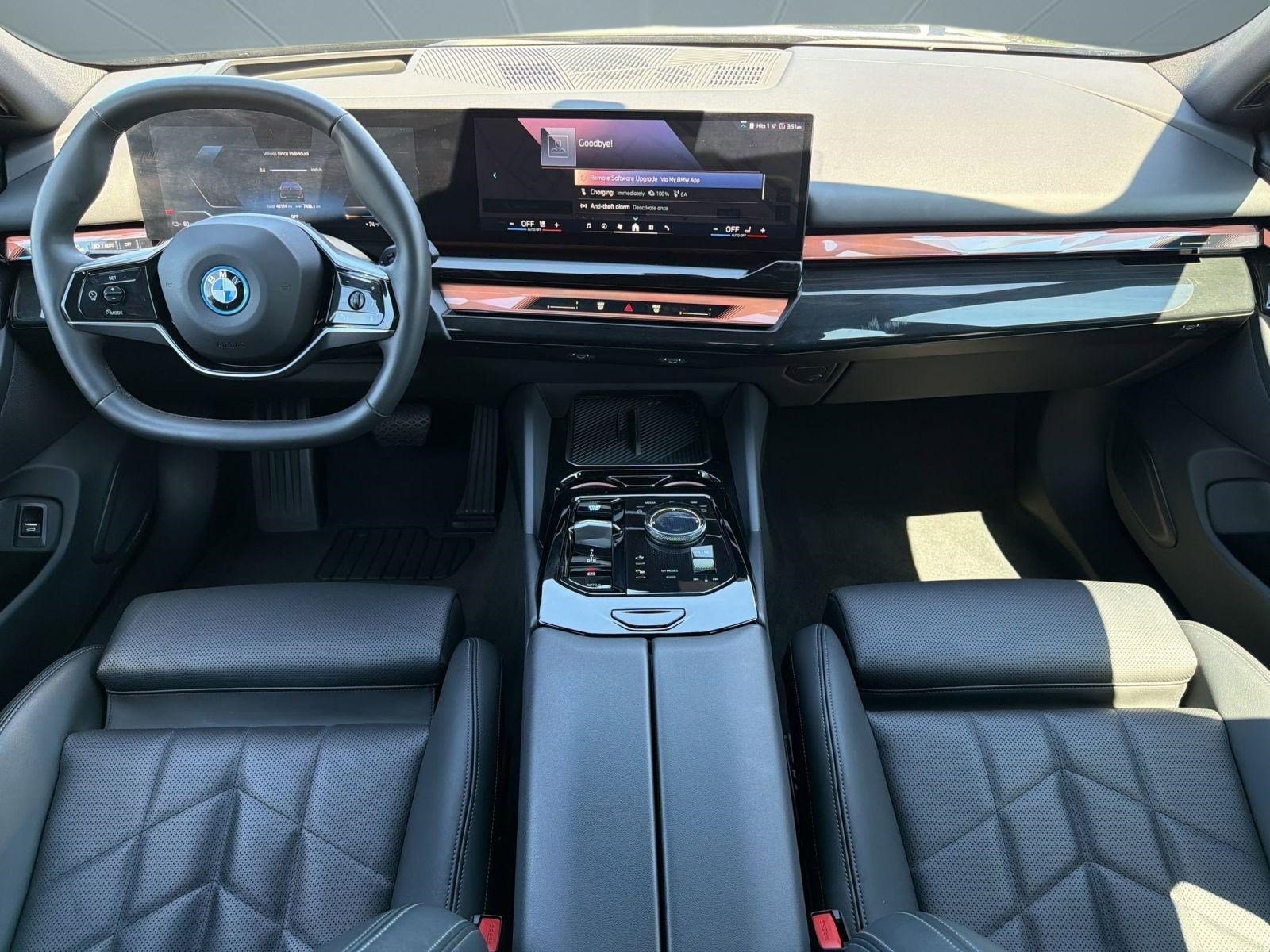 Certified 2024 BMW i5 eDrive40i w/ Premium Package RWD image 14