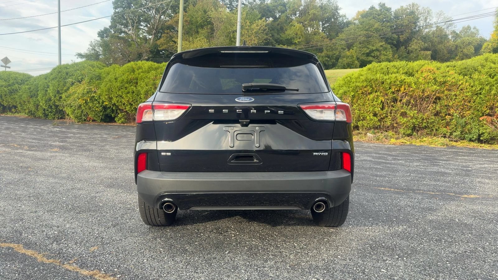 Used 2022 Ford Escape SE w/ SE Sport Appearance Package AWD/4WD image 5