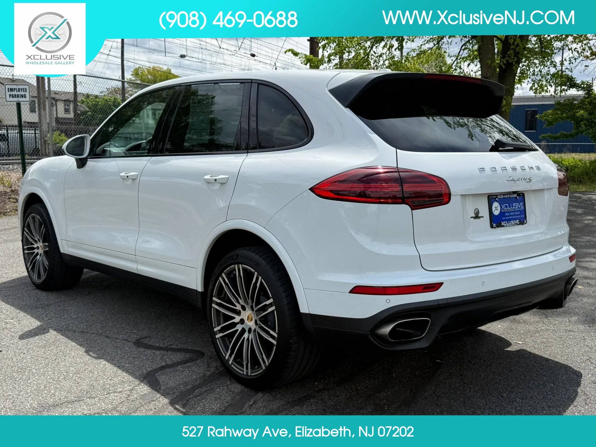 Used 2017 Porsche Cayenne AWD/4WD image 2