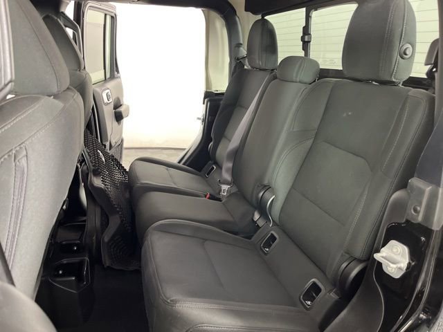 Used 2022 Jeep Gladiator Sport image 38