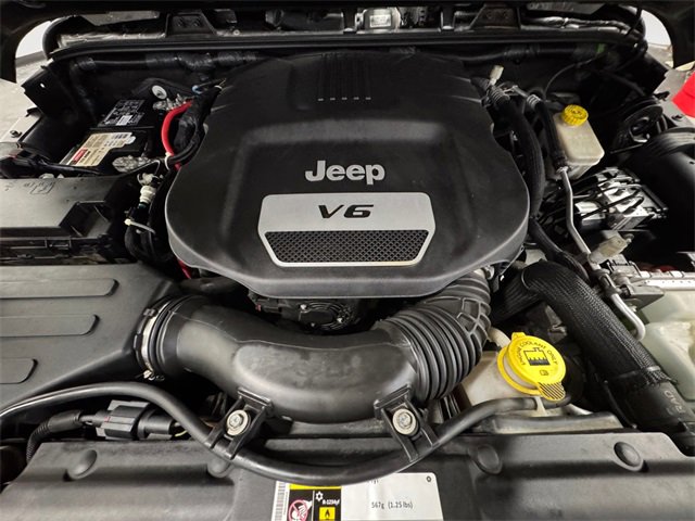 Used 2016 Jeep Wrangler Sport image 6