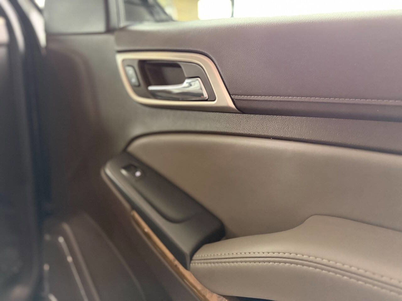 Used 2016 GMC Yukon XL Denali w/ Open Road Package image 42