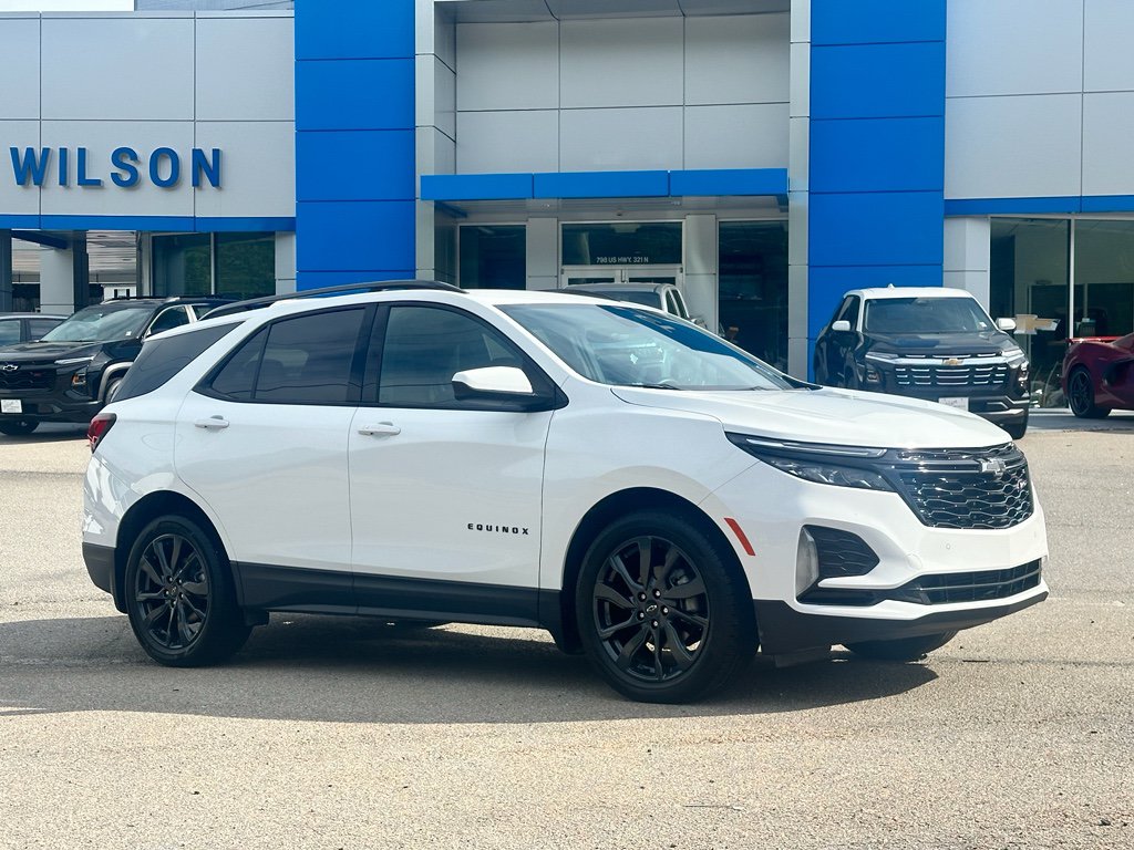 Used 2024 Chevrolet Equinox RS w/ LPO, Floor Liner Package FWD image 1