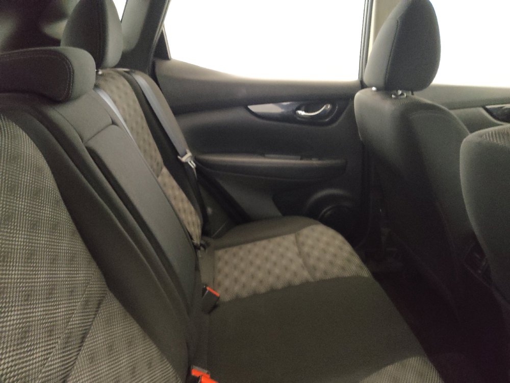 Used 2019 Nissan Rogue Sport SV AWD/4WD image 19
