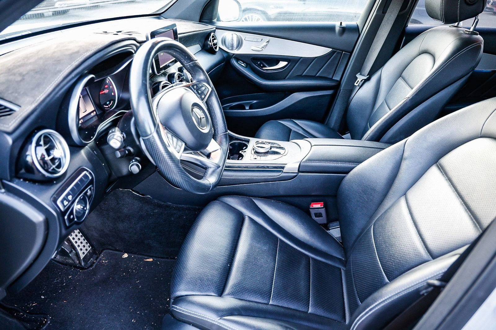 Certified 2019 Mercedes-Benz GLC 350e 4MATIC image 5