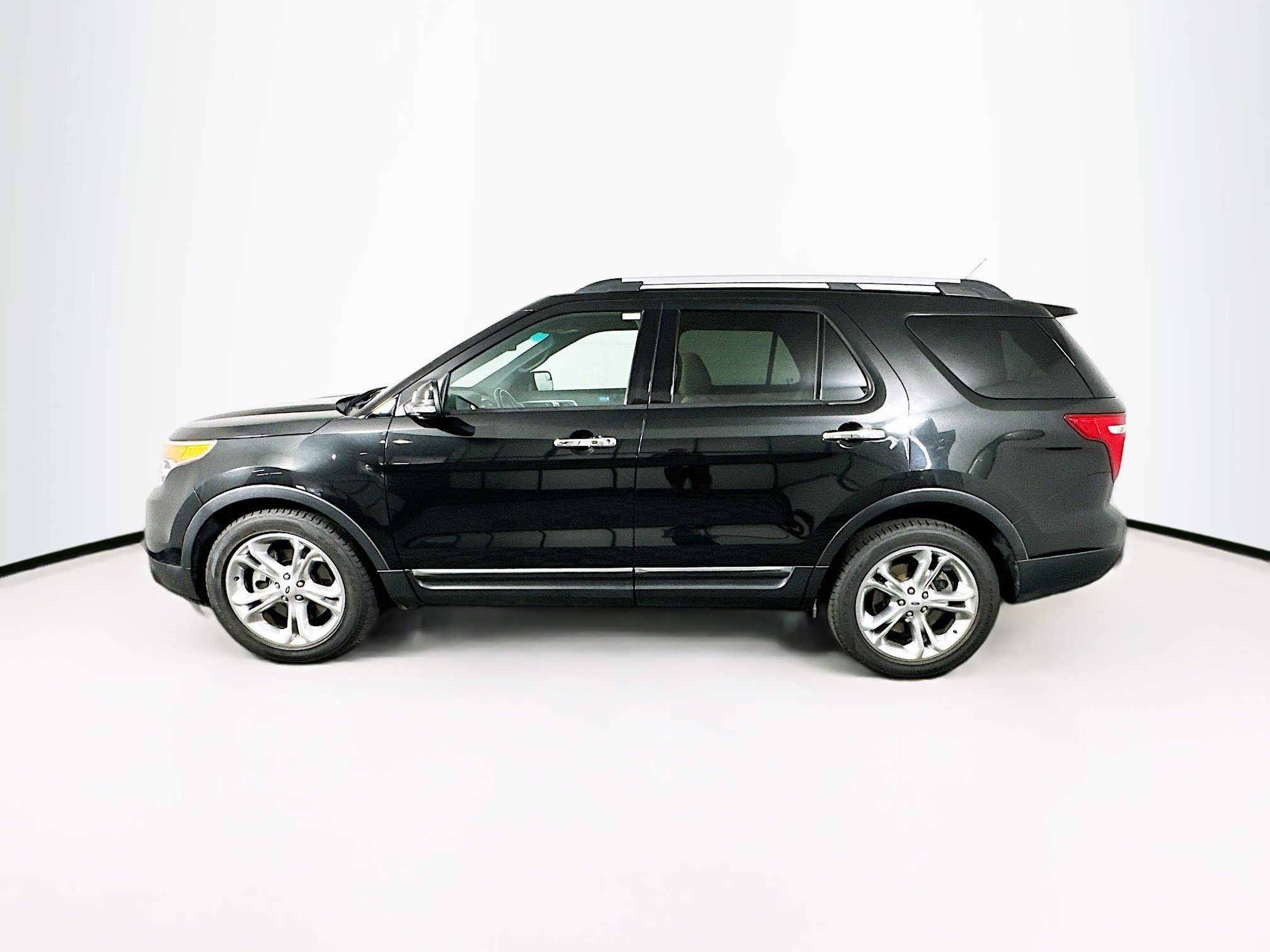 Used 2013 Ford Explorer Limited FWD image 4