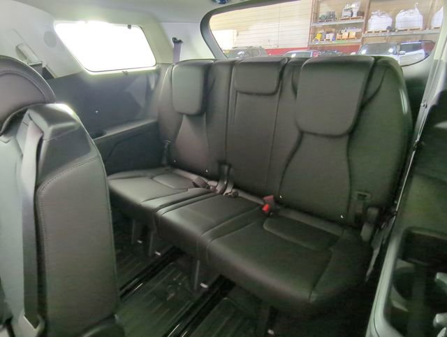 New 2026 Kia Carnival SX w/ SX Dark Edition Package image 33