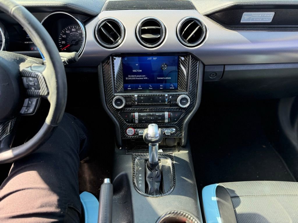 Used 2017 Ford Mustang Coupe image 8