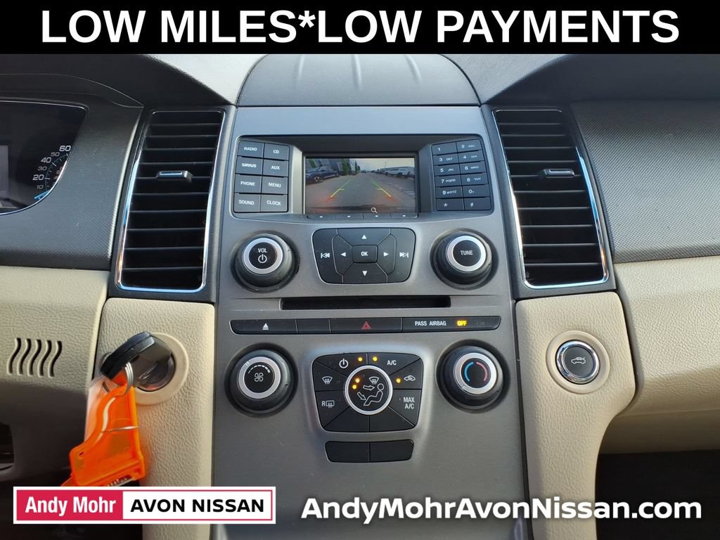 Used 2018 Ford Taurus SE FWD image 24