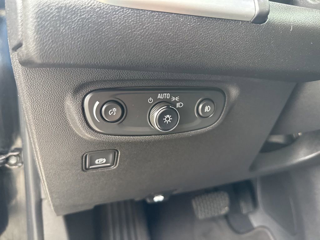 Used 2020 GMC Terrain SLT w/ Preferred Package image 20