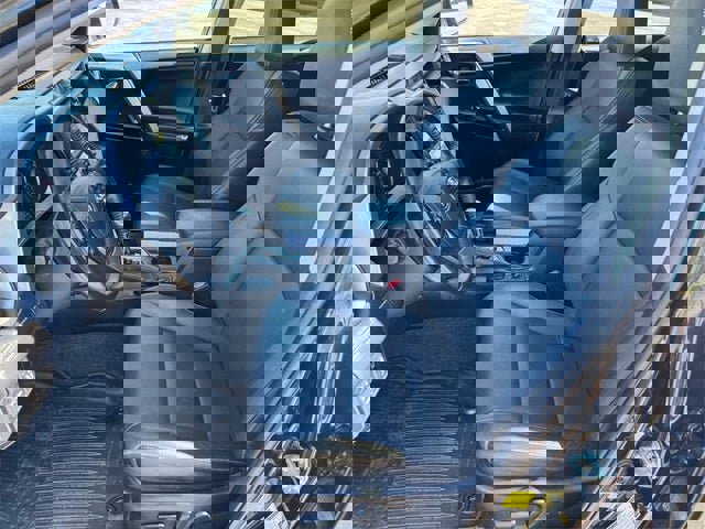 Used 2017 Toyota RAV4 Limited image 9