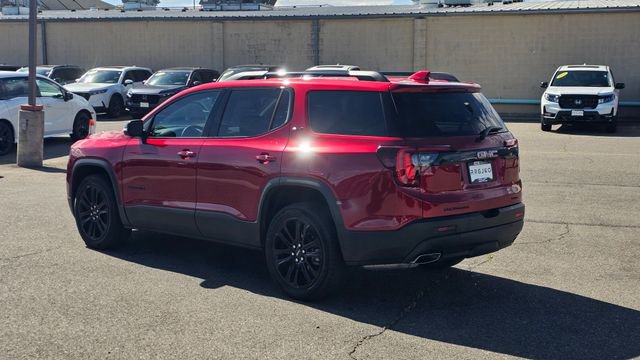 Used 2023 GMC Acadia SLT w/ Elevation Edition image 4
