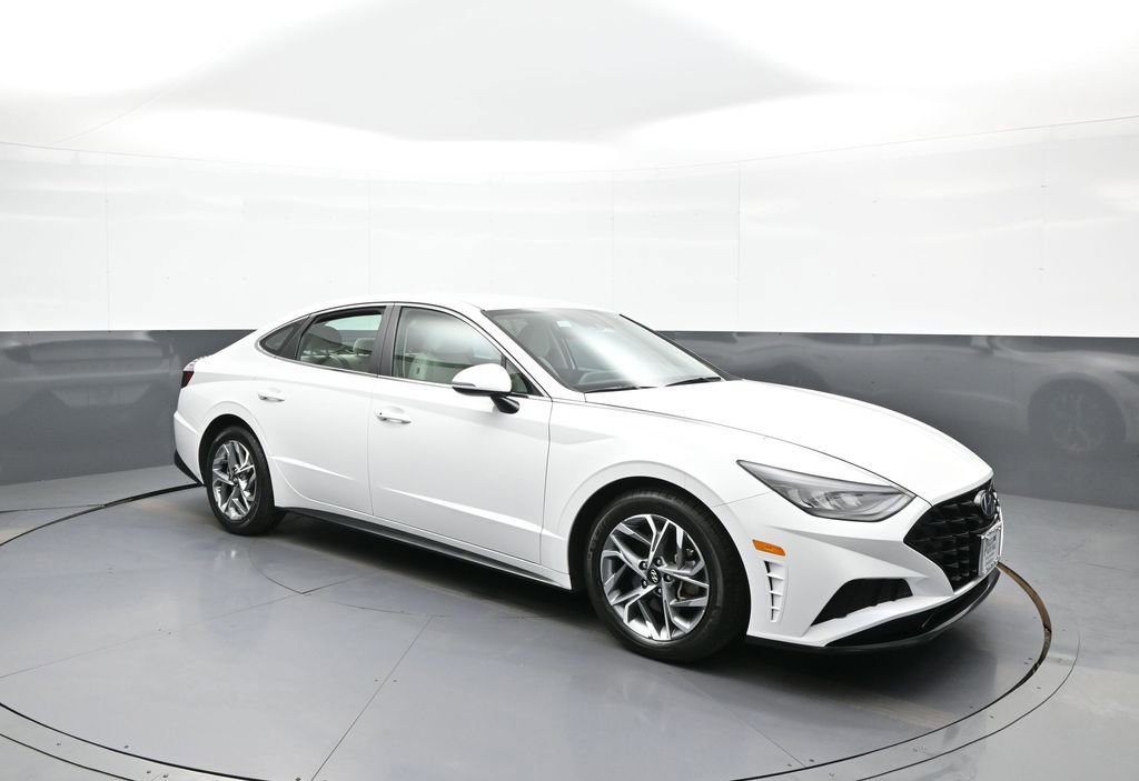 Certified 2023 Hyundai Sonata SEL FWD image 4