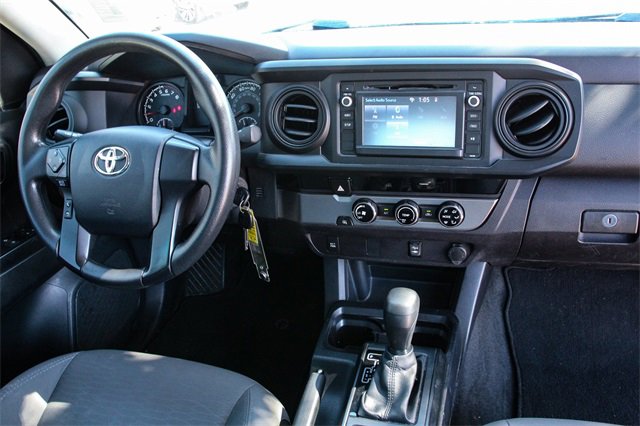 Used 2017 Toyota Tacoma SR image 28