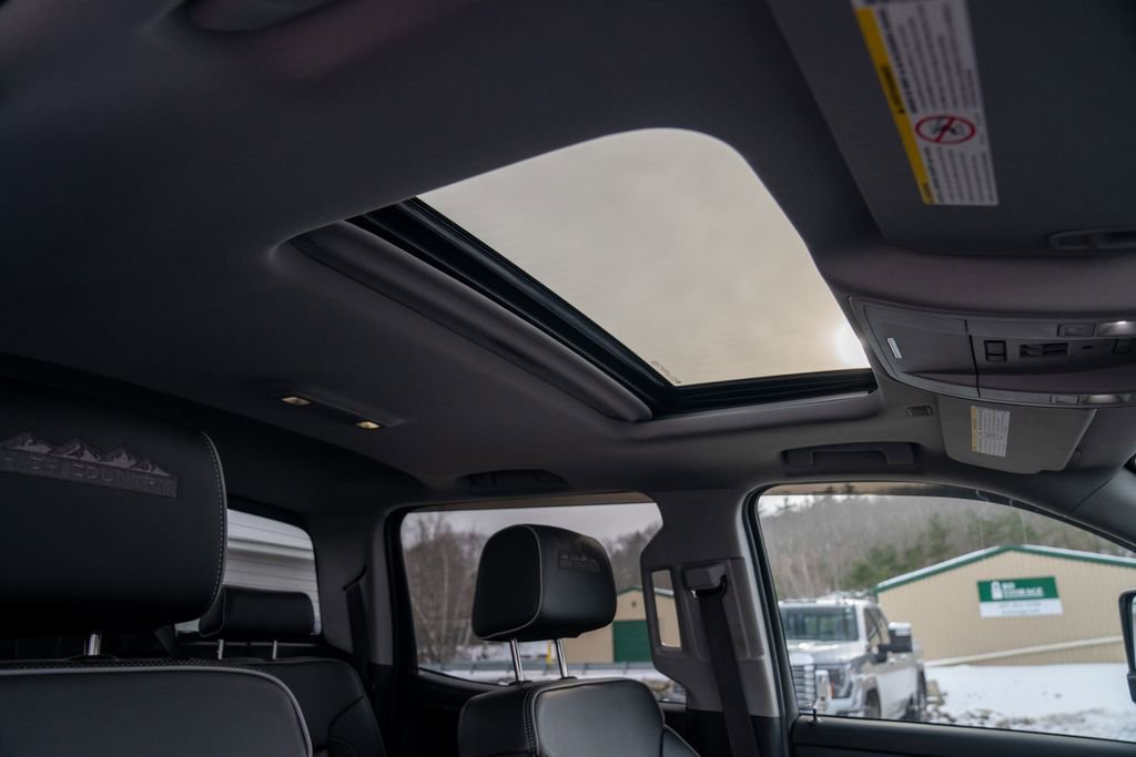 Used 2019 Chevrolet Silverado 2500 High Country w/ Duramax Plus Package image 16