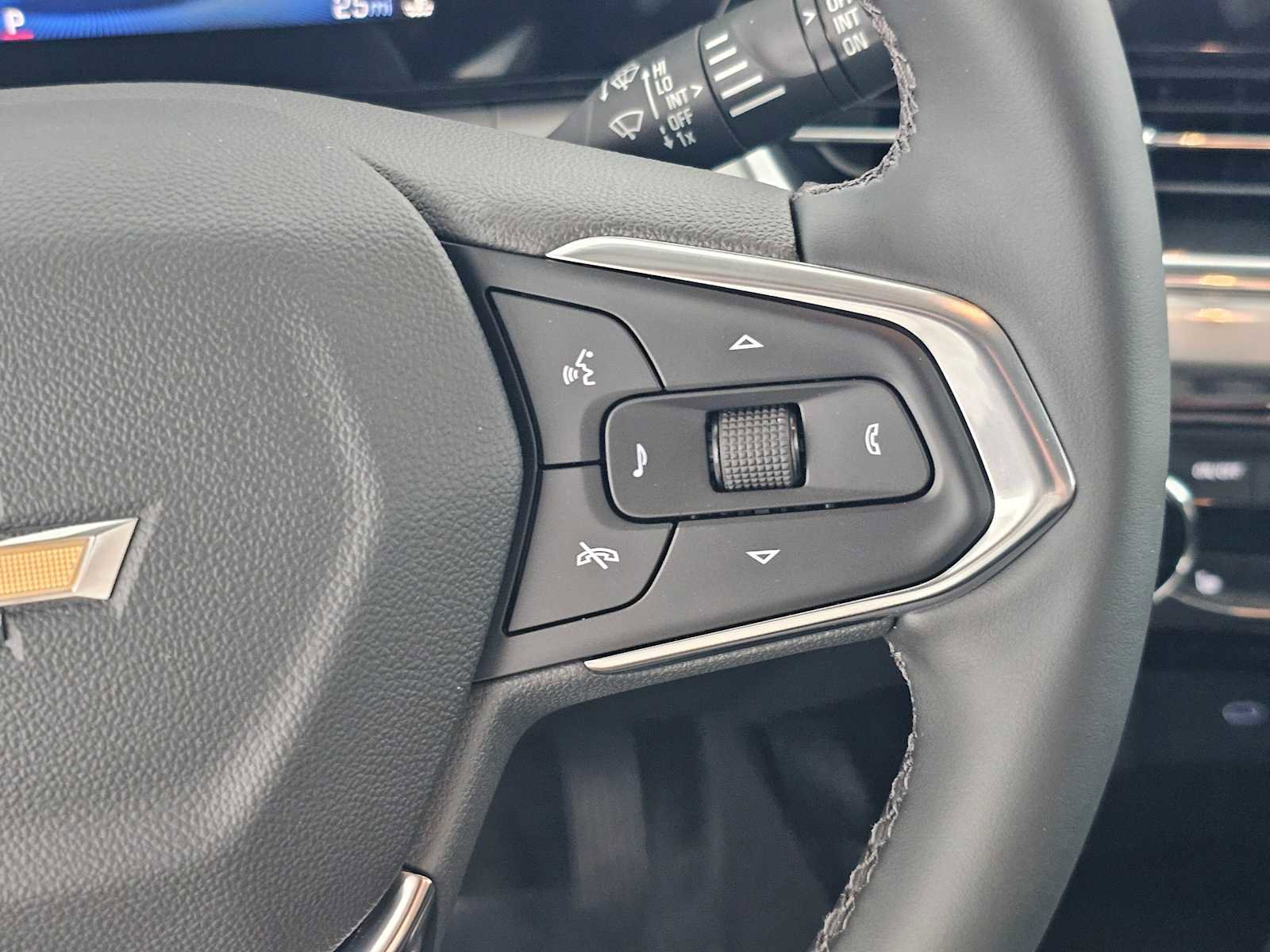New 2026 Chevrolet Trax LT w/ Driver Confidence Package FWD image 28