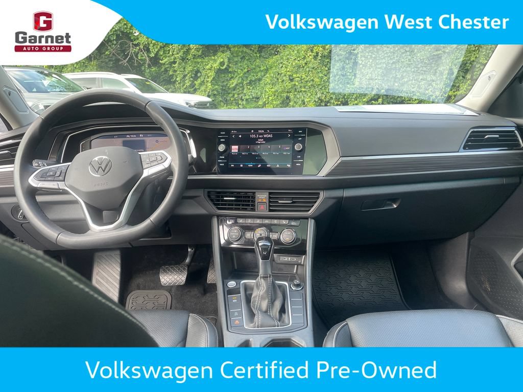 Certified 2024 Volkswagen Jetta SEL FWD image 31