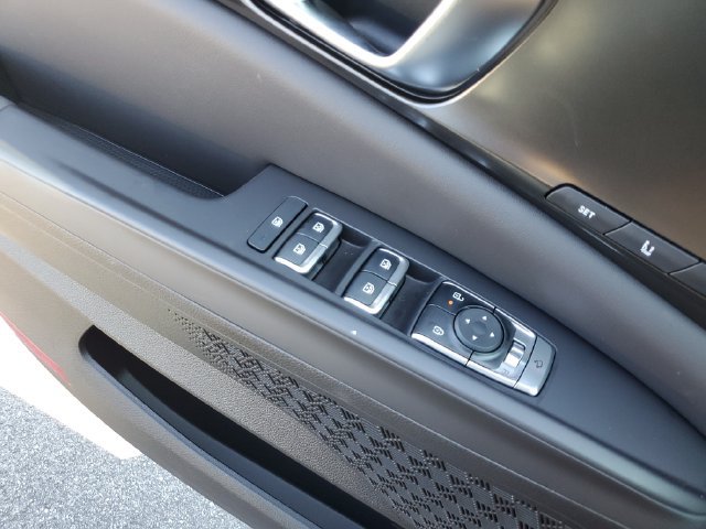 New 2027 Kia Carnival SX w/ Dark Edition Package FWD image 26