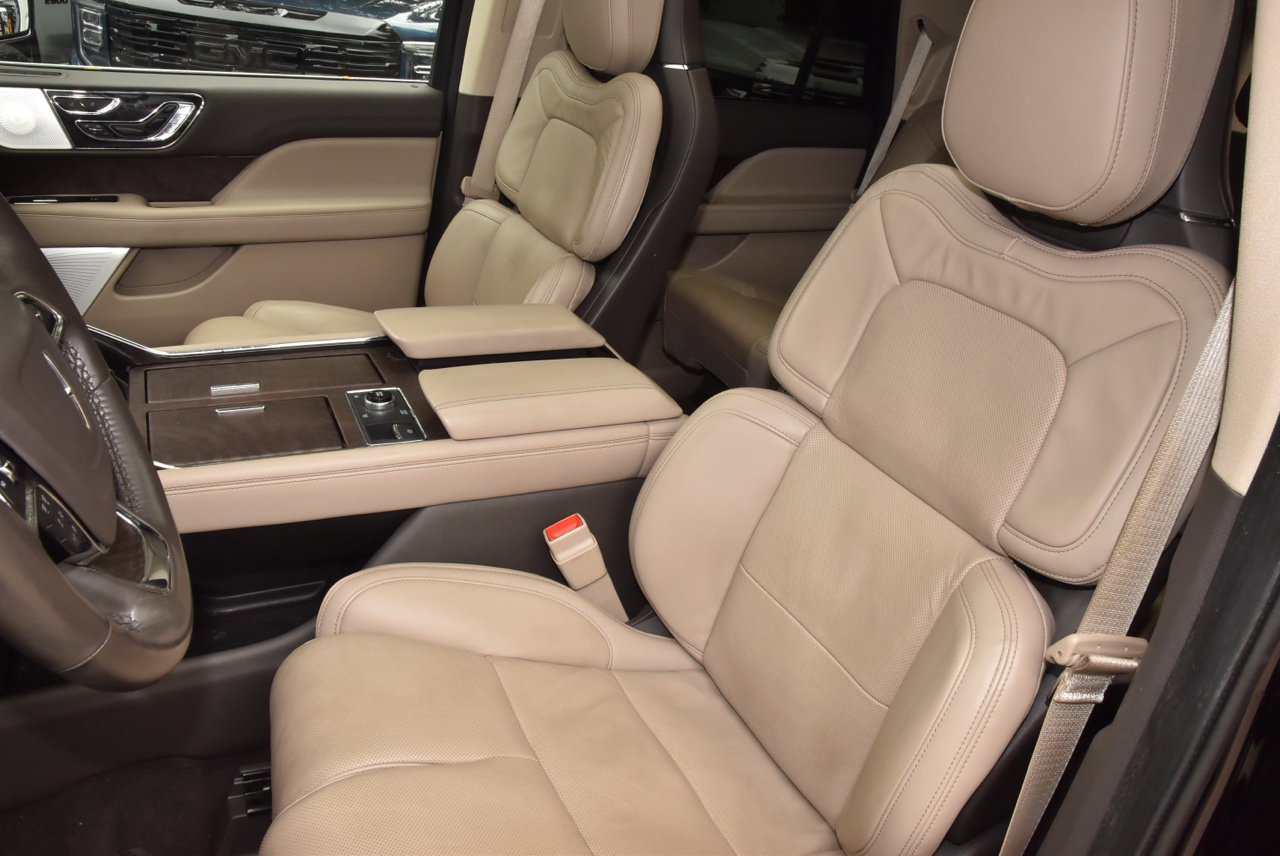Used 2024 Lincoln Navigator Reserve AWD/4WD image 33