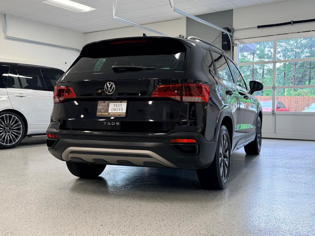Used 2023 Volkswagen Taos S FWD image 8