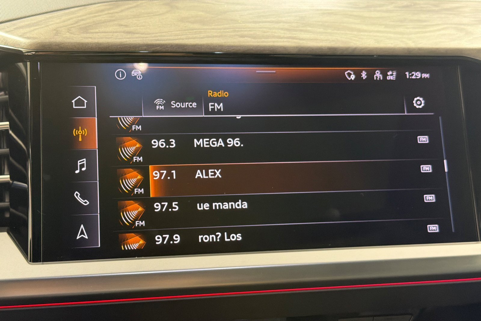 Certified 2023 Audi Q4 e-tron Prestige AWD/4WD image 17