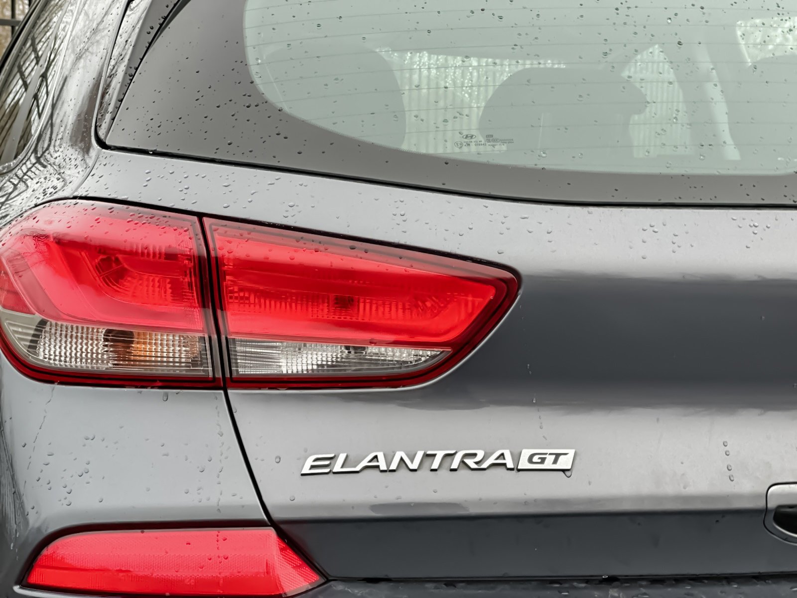 Used 2019 Hyundai Elantra GT image 26