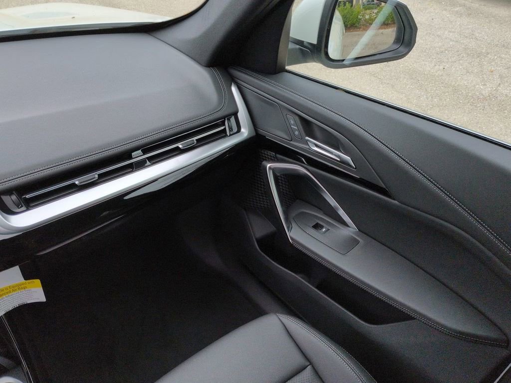 New 2026 BMW X1 xDrive28i w/ Convenience Package image 17